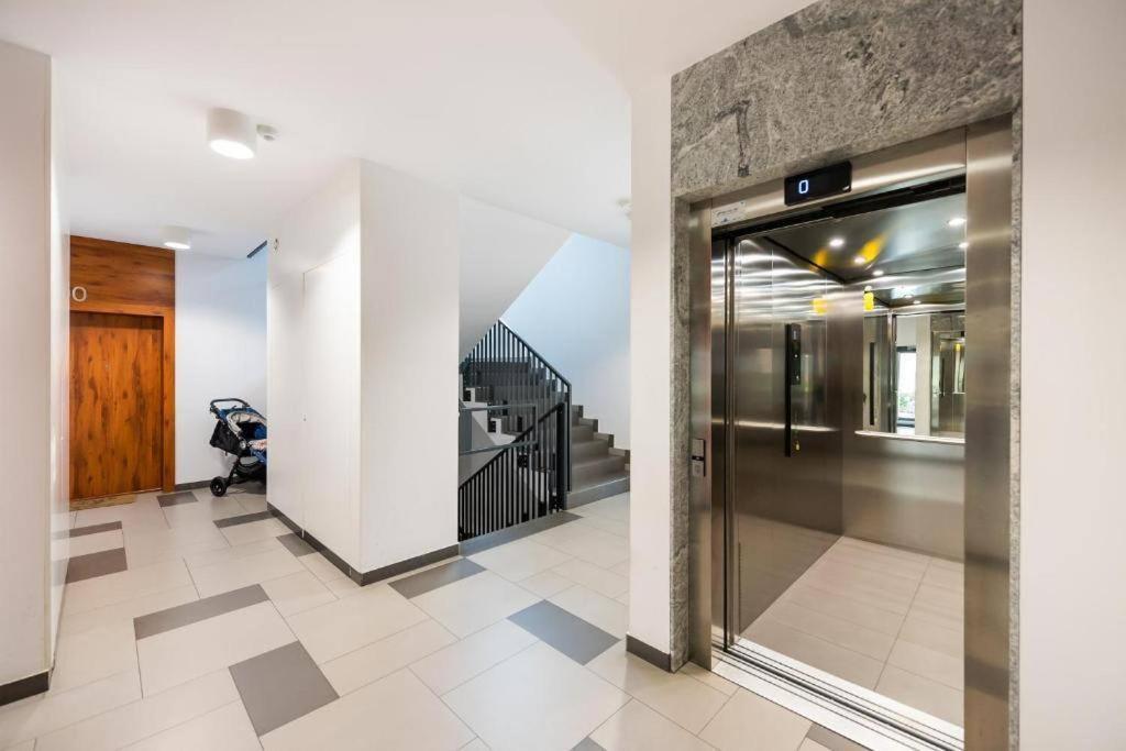 Luxury Garden Apartment Varsó Kültér fotó